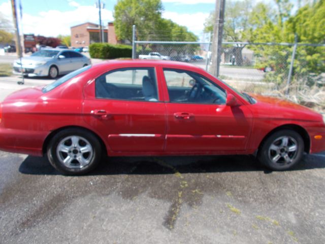 2000 Hyundai SONATA Base