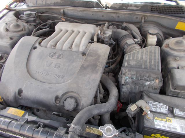 2000 Hyundai SONATA Base 2000 Hyundai SONATA Base