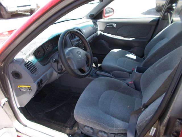 2000 Hyundai SONATA Base 2000 Hyundai SONATA Base