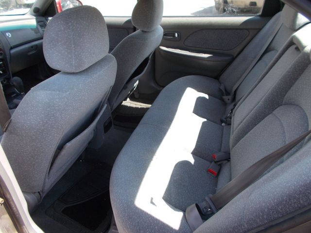 2000 Hyundai SONATA Base