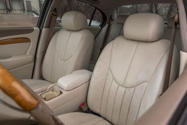 2000 Jaguar S-Type 4.0 w/ 281 HP, Cruise Control, Power Sunroof 2000 Jaguar S-Type 4.0 w/ 281 HP, Cruise Control, Power Sunroof