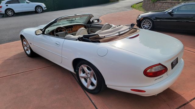2000 Jaguar XK-Series XK8