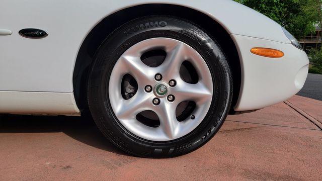 2000 Jaguar XK-Series XK8