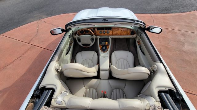 2000 Jaguar XK-Series XK8