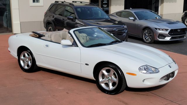 2000 Jaguar XK-Series XK8