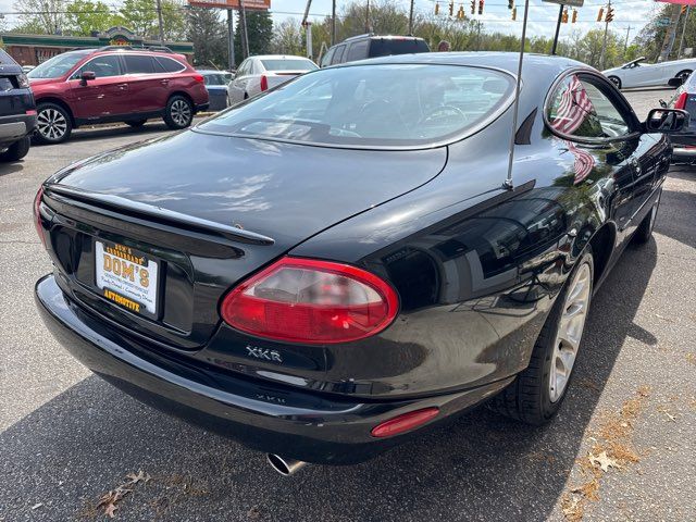 2000 Jaguar XKR Base