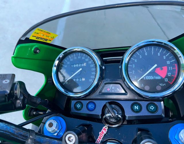 2000 Kawasaki ZRX 1100 | Dania Beach, Florida | Top Gear Inc. 2000 Kawasaki ZRX 1100 | Dania Beach, Florida | Top Gear Inc.
