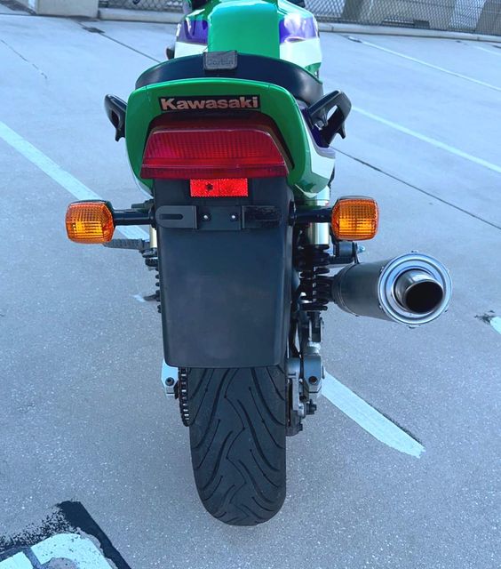 2000 Kawasaki ZRX 1100 | Dania Beach, Florida | Top Gear Inc. 2000 Kawasaki ZRX 1100 | Dania Beach, Florida | Top Gear Inc.