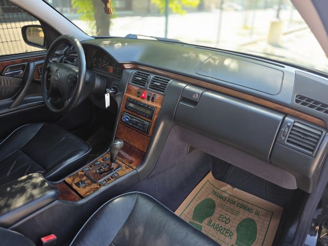 2000 Mercedes-Benz E-Class E 320 4MATIC | Reseda, CA | Angeles Auto Alliance 2000 Mercedes-Benz E-Class E 320 4MATIC | Reseda, CA | Angeles Auto Alliance