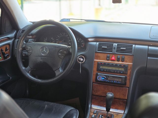 2000 Mercedes-Benz E-Class E 320 4MATIC | Reseda, CA | Angeles Auto Alliance 2000 Mercedes-Benz E-Class E 320 4MATIC | Reseda, CA | Angeles Auto Alliance