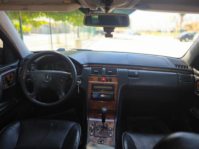 2000 Mercedes-Benz E-Class E 320 4MATIC | Reseda, CA | Angeles Auto Alliance 2000 Mercedes-Benz E-Class E 320 4MATIC | Reseda, CA | Angeles Auto Alliance