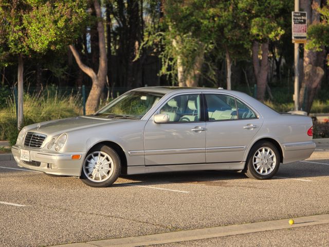 2000 Mercedes-Benz E-Class E 320 2000 Mercedes-Benz E-Class E 320