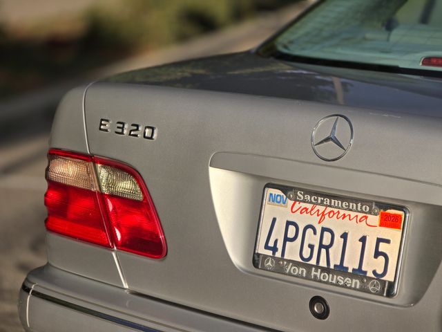 2000 Mercedes-Benz E-Class E 320 2000 Mercedes-Benz E-Class E 320