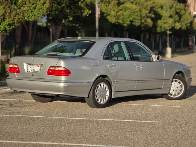 2000 Mercedes-Benz E-Class E 320 2000 Mercedes-Benz E-Class E 320