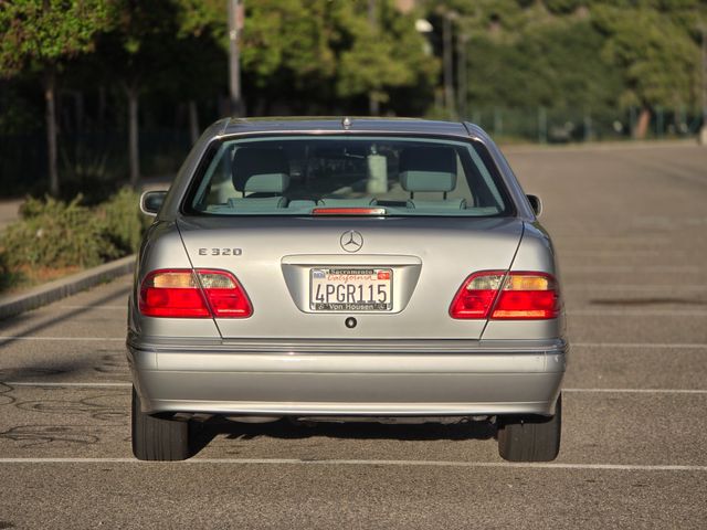 2000 Mercedes-Benz E-Class E 320 2000 Mercedes-Benz E-Class E 320