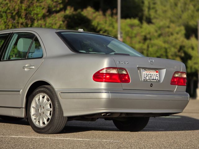 2000 Mercedes-Benz E-Class E 320 2000 Mercedes-Benz E-Class E 320