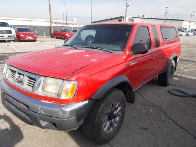 2000 Nissan Frontier SE