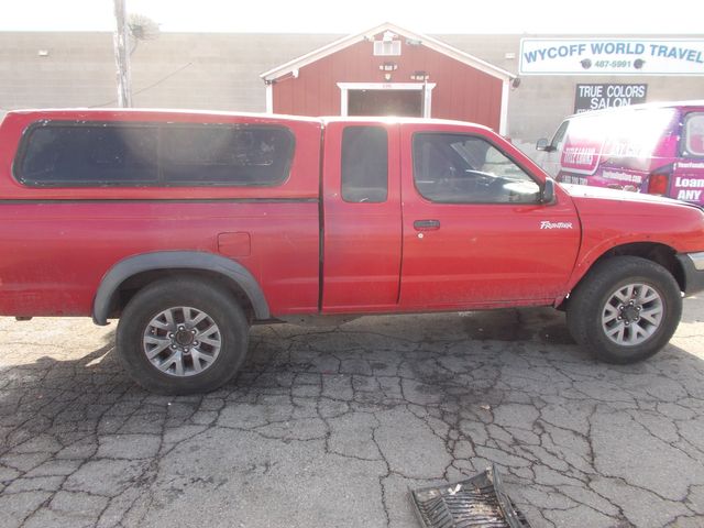 2000 Nissan Frontier SE