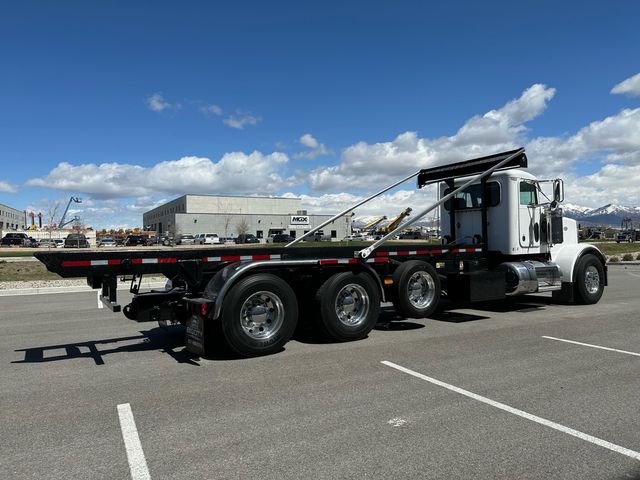 2000 Peterbilt 357 Factory Roll Off 