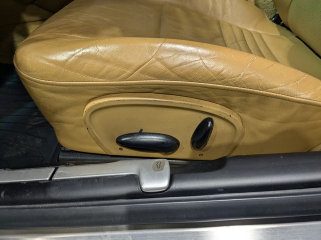 2000 Porsche 911 Carrera 4 | Lake Forest IL | Executive Motor Carz 2000 Porsche 911 Carrera 4 | Lake Forest IL | Executive Motor Carz