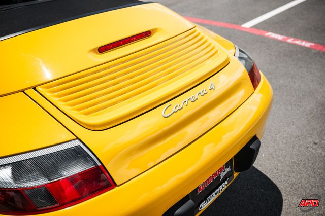 2000 Porsche 911 Carrera 4 2000 Porsche 911 Carrera 4