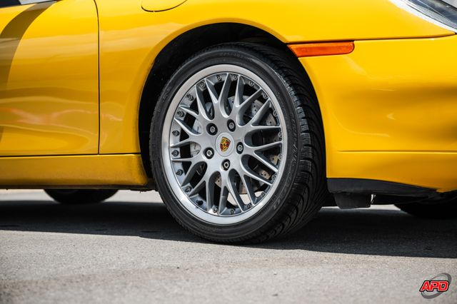 2000 Porsche 911 Carrera 4 2000 Porsche 911 Carrera 4