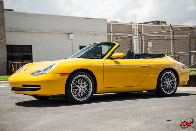 2000 Porsche 911 Carrera 4 2000 Porsche 911 Carrera 4