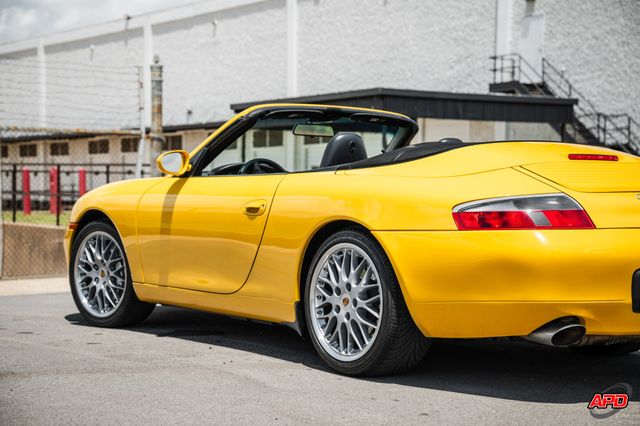 2000 Porsche 911 Carrera 4 2000 Porsche 911 Carrera 4