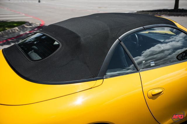 2000 Porsche 911 Carrera 4 2000 Porsche 911 Carrera 4