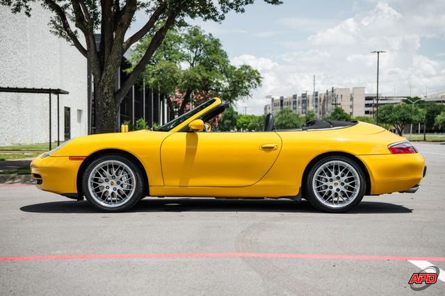 2000 Porsche 911 Carrera 4 2000 Porsche 911 Carrera 4