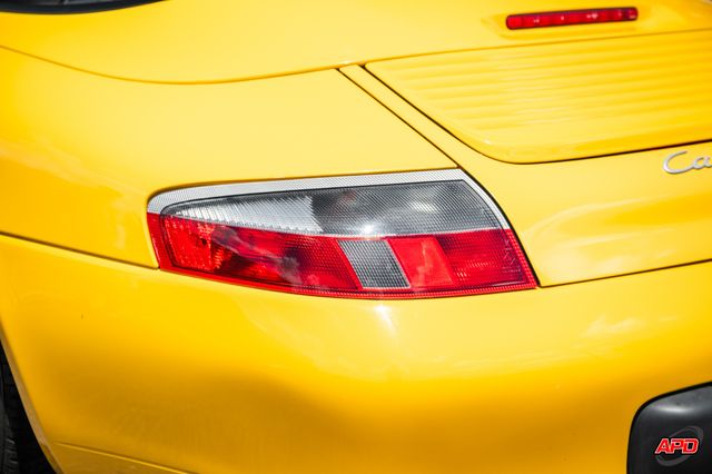 2000 Porsche 911 Carrera 4 2000 Porsche 911 Carrera 4