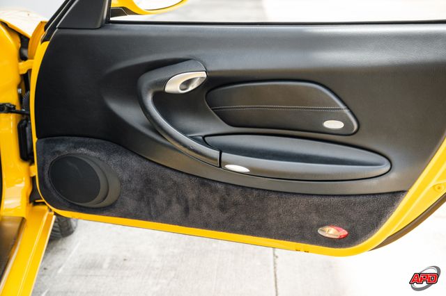 2000 Porsche 911 Carrera 4 2000 Porsche 911 Carrera 4