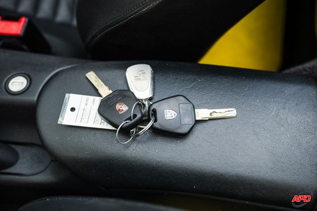 2000 Porsche 911 Carrera 4 2000 Porsche 911 Carrera 4