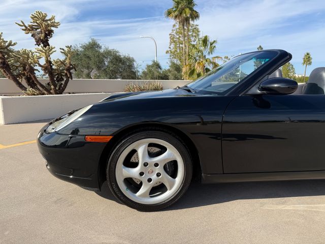 2000 Porsche 911 Carrera 
