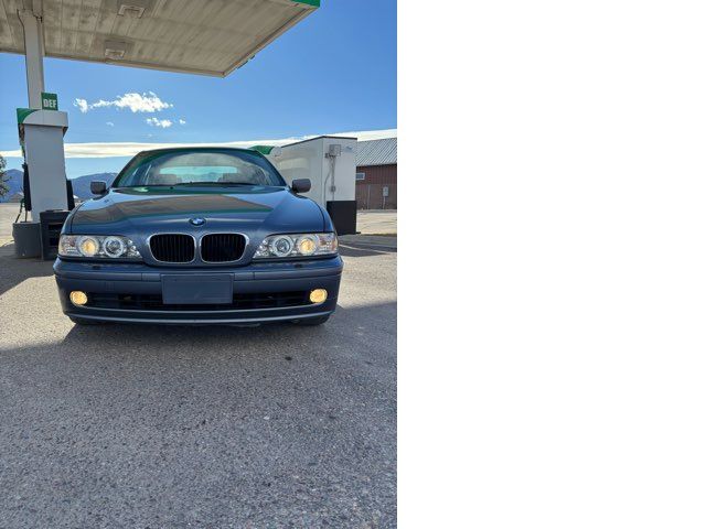 2001 BMW 5 Series 525i