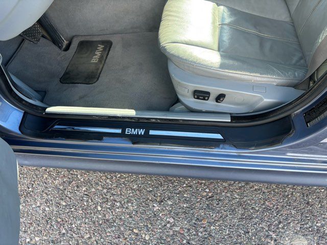 2001 BMW 5 Series 525i