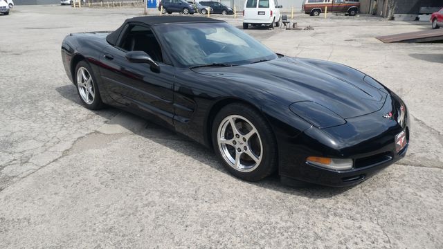 2001 Chevrolet Corvette 6 SPEED MANUAL Base