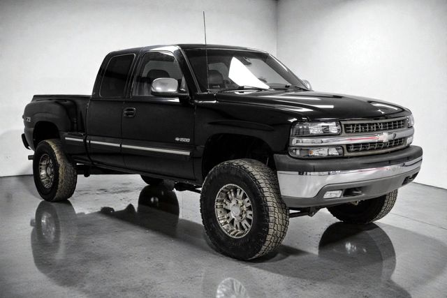 2001 Chevrolet Silverado 1500 LT Stepside 4WD Z71 Leather OneOwner ServiceRecord | Dallas, TX | Stevens Motor Company LLC 2001 Chevrolet Silverado 1500 LT Stepside 4WD Z71 Leather OneOwner ServiceRecord | Dallas, TX | Stevens Motor Company LLC