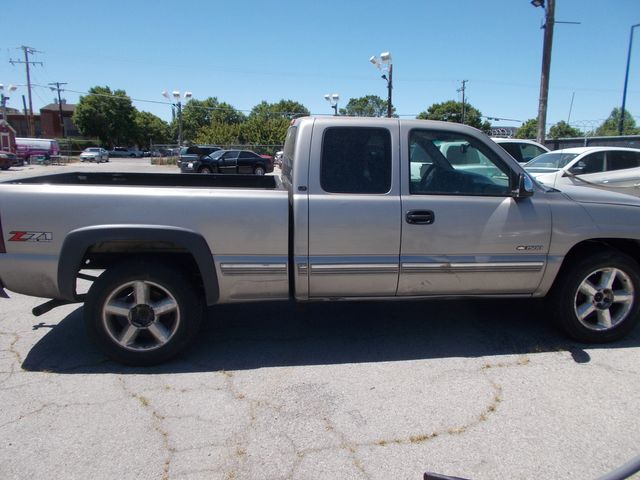 2001 Chevrolet Silverado 1500 Base