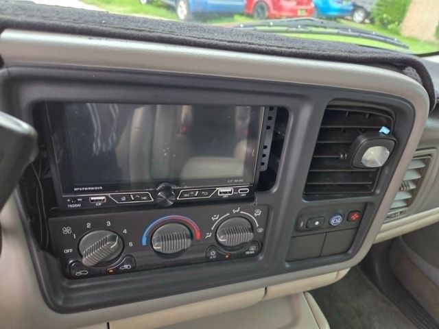 2001 Chevrolet Suburban 1500 LS | Conroe, TX | GNC Motors 2001 Chevrolet Suburban 1500 LS | Conroe, TX | GNC Motors