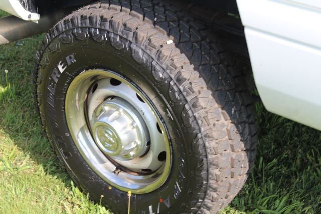 2001 Dodge Ram 2500 4x4 Diesel manual ST | Roscoe, IL | Autoland Outlets 2001 Dodge Ram 2500 4x4 Diesel manual ST | Roscoe, IL | Autoland Outlets