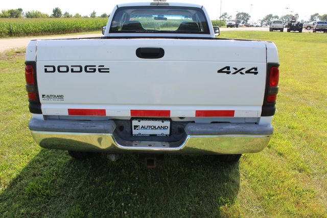 2001 Dodge Ram 2500 4x4 Diesel manual ST | Roscoe, IL | Autoland Outlets 2001 Dodge Ram 2500 4x4 Diesel manual ST | Roscoe, IL | Autoland Outlets