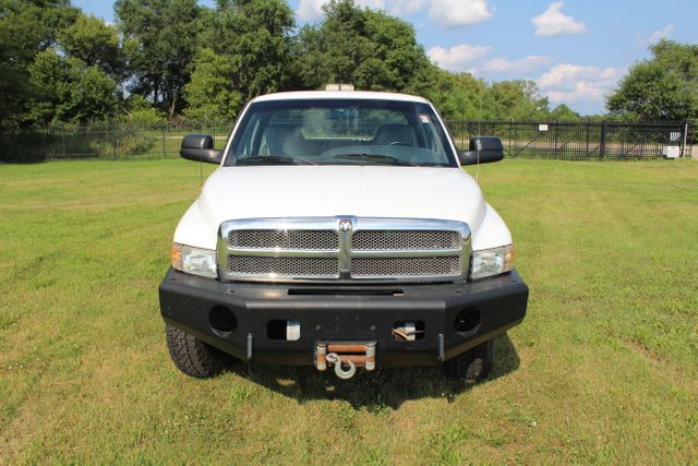 2001 Dodge Ram 2500 4x4 Diesel manual ST | Roscoe, IL | Autoland Outlets 2001 Dodge Ram 2500 4x4 Diesel manual ST | Roscoe, IL | Autoland Outlets