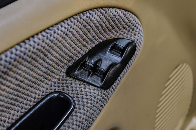 2001 Dodge Ram 3500 SLT 5.9L 24V Cummins AUTO SOUTHERN RUST FREE | Dallas, TX | East Dallas Diesel 2001 Dodge Ram 3500 SLT 5.9L 24V Cummins AUTO SOUTHERN RUST FREE | Dallas, TX | East Dallas Diesel