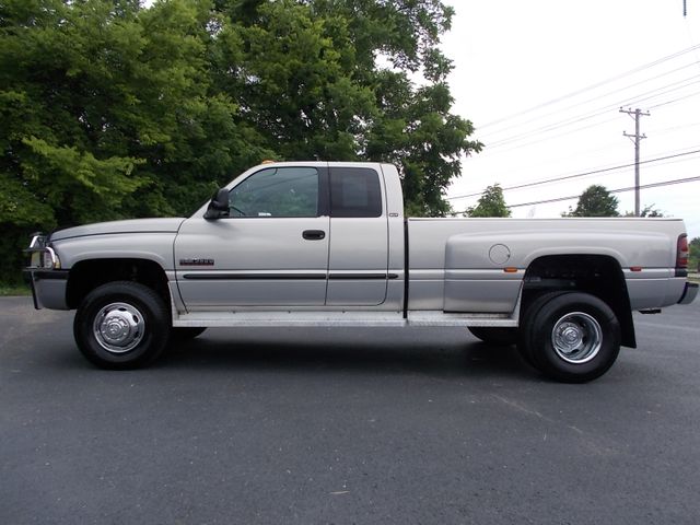 2001 Dodge Ram 3500 SLT