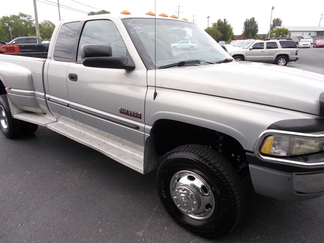 2001 Dodge Ram 3500 SLT