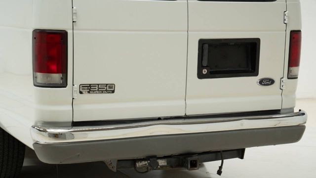 2001 Ford E-Series E 350 SD XLT 3dr Extended Passenger Van | Houston, TX | Houston Auto Credit 2001 Ford E-Series E 350 SD XLT 3dr Extended Passenger Van | Houston, TX | Houston Auto Credit