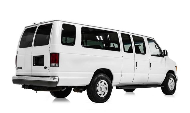 2001 Ford E-Series E 350 SD XLT 3dr Extended Passenger Van | Houston, TX | Houston Auto Credit 2001 Ford E-Series E 350 SD XLT 3dr Extended Passenger Van | Houston, TX | Houston Auto Credit
