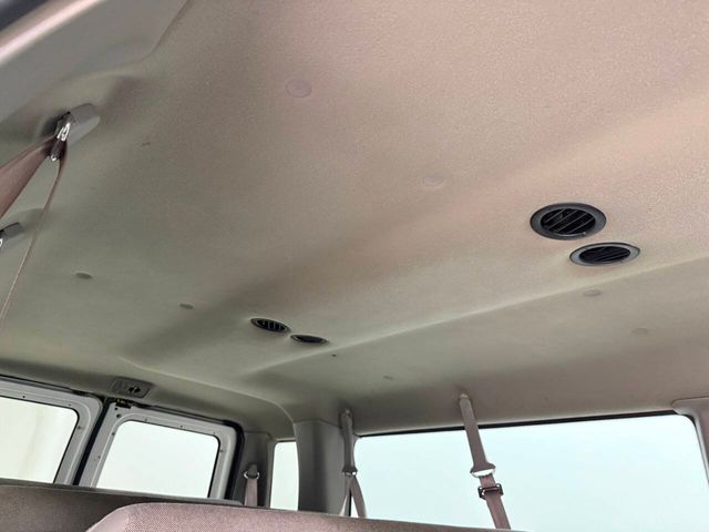 2001 Ford E-Series E 350 SD XLT 3dr Extended Passenger Van | Houston, TX | Houston Auto Credit