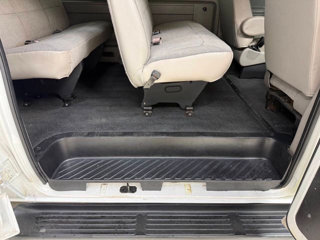 2001 Ford E-Series E 350 SD XLT 3dr Extended Passenger Van | Houston, TX | Houston Auto Credit